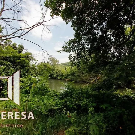 House By The River Semizovac